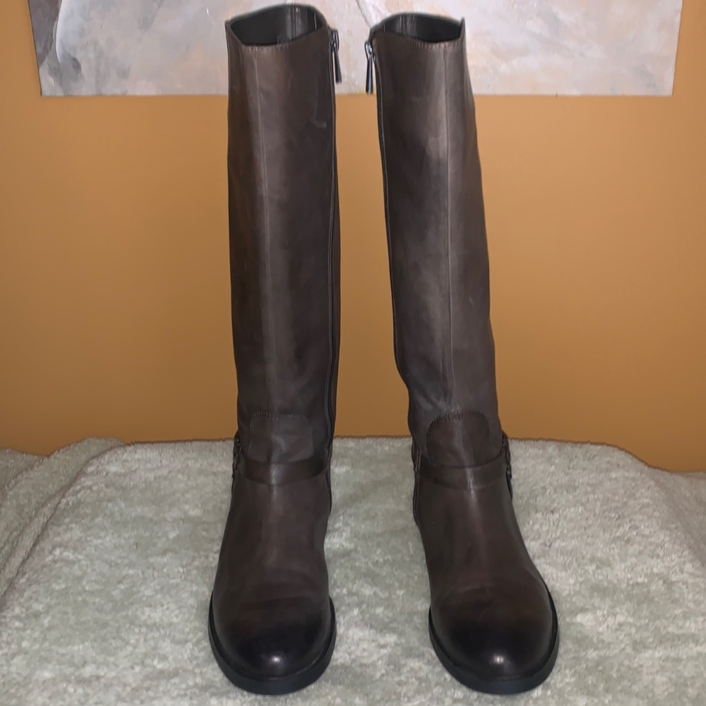 Leather grey tall boots by Vince Camuto